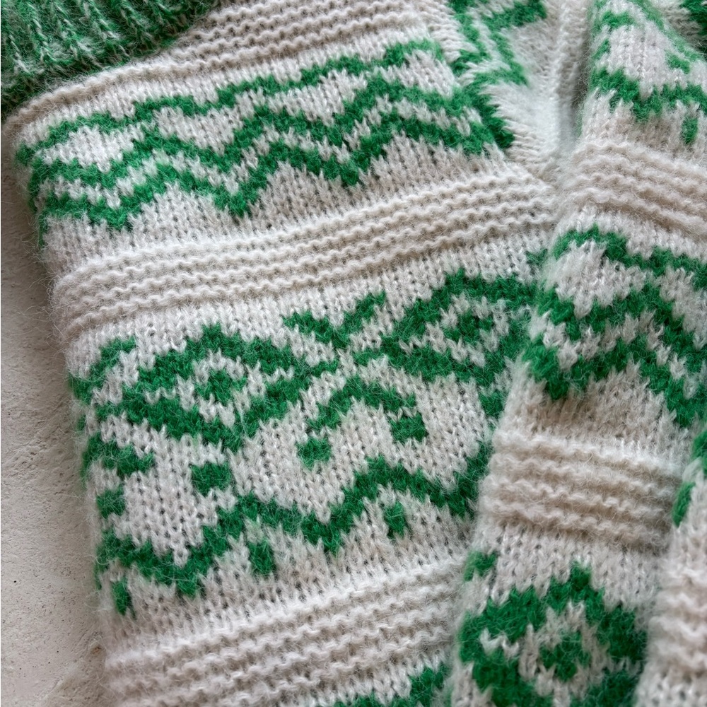 Topshop White & Green Fair Isle Crewneck Sweater - Picture 2 of 3